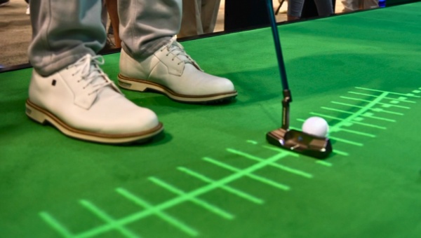 SAM PuttStudio Projected Objects – Science & Motion Sports